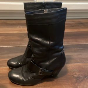 Born Crown Mid Calf Leather Size 7.5 Boots